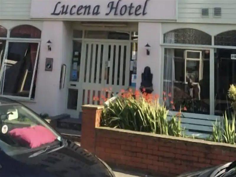 Alojamento de Acomodação e Pequeno-almoço Lucena Blackpool